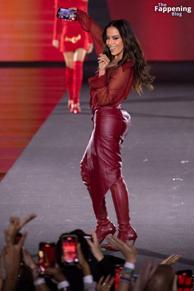 Anitta Looks Hot on the Catwalk at the L’Oréal Fashion Show During Paris Fashion Week (38 Photos) - #27