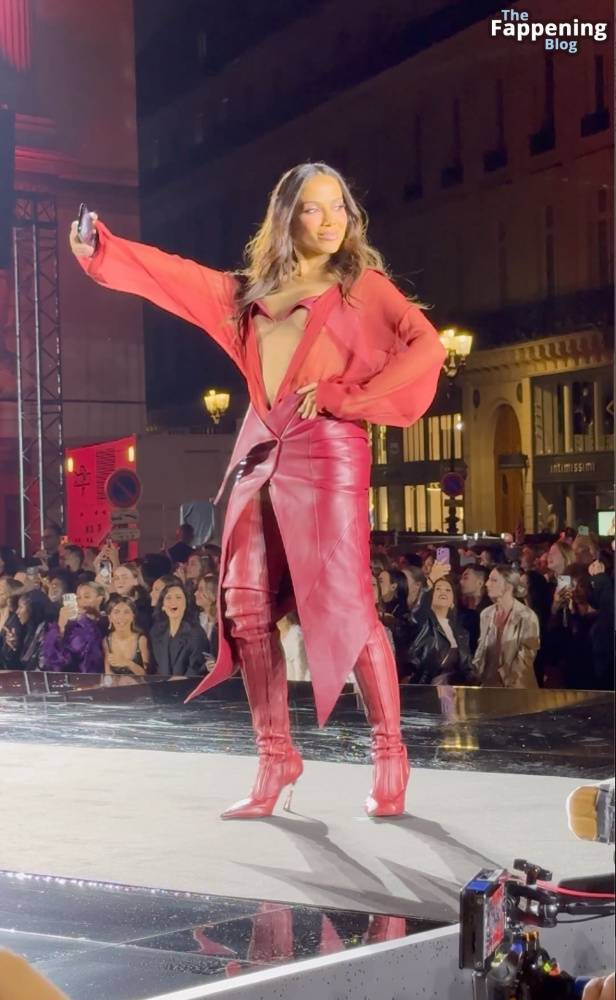 Anitta Looks Hot on the Catwalk at the L’Oréal Fashion Show During Paris Fashion Week (38 Photos) - #9