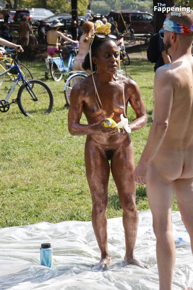 Philadelphia Naked By Race Event Near Kelly Drive (80 Photos) - #12