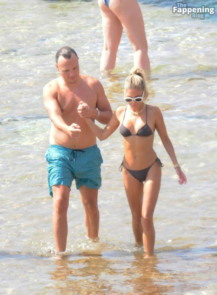 Sylvie Meis Looks Sensational with Her Beau on the Beach in Mallorca (51 Photos) - #30