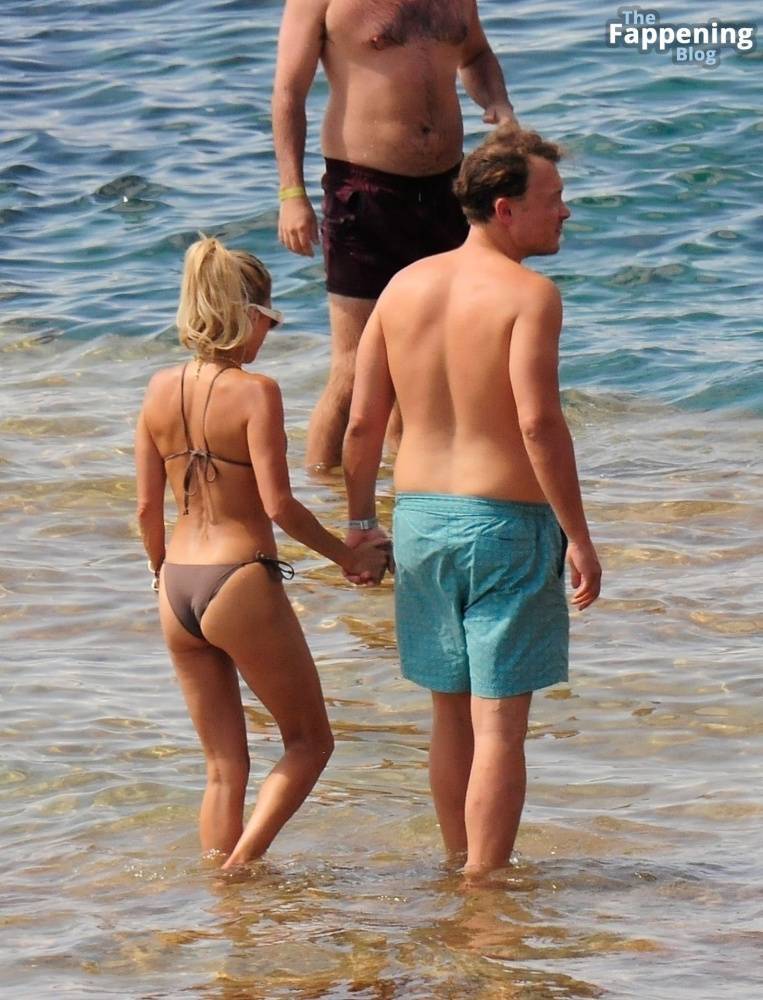 Sylvie Meis Looks Sensational with Her Beau on the Beach in Mallorca (51 Photos) - #10