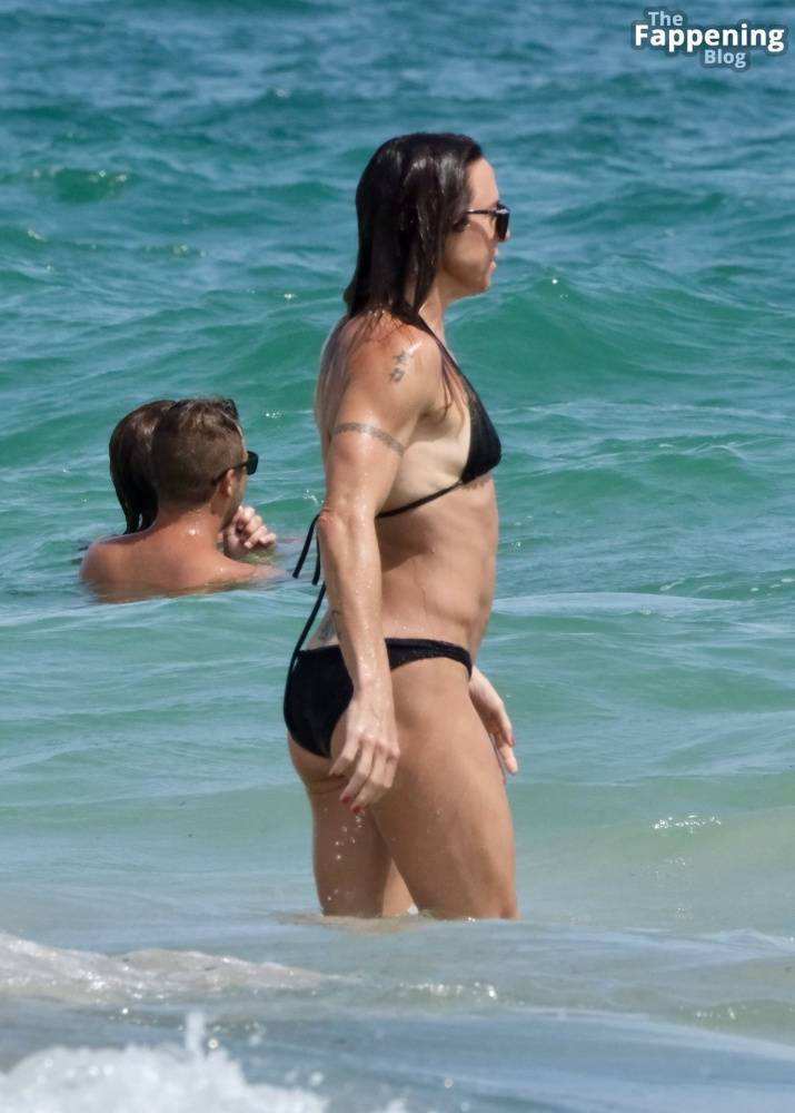 Mel C Shows Off Her Toned Physique as She Enjoys Summer Break in Ibiza (35 Photos) - #14