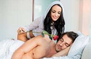 Horny brunette Sofi Ryan serves breakfast in bed while seducing her boyfriend on amateurlikes.com