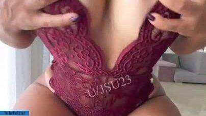 41yo wife, only men who suck tits will like this on amateurlikes.com