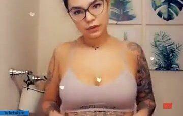 Nattybohh Onlyfans Teasing Nude Video Leaked on amateurlikes.com