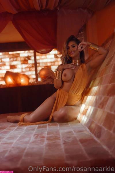 Rosanna Arkle Nude OnlyFans Photos #10 on amateurlikes.com