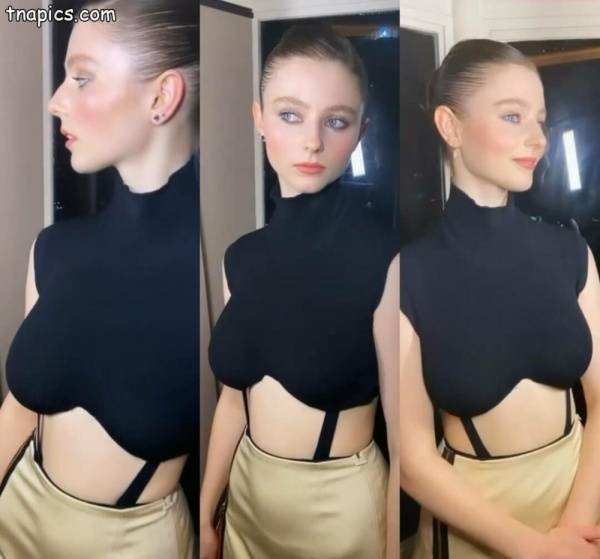 Thomasin Mckenzie Nude on amateurlikes.com