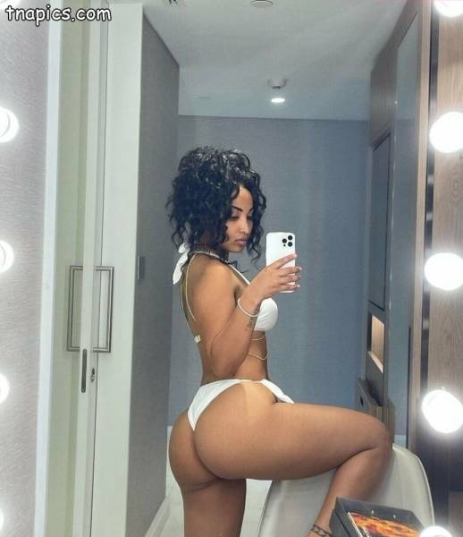 Shenseea Nude on amateurlikes.com