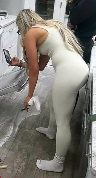 Liv Morgan Nude on amateurlikes.com