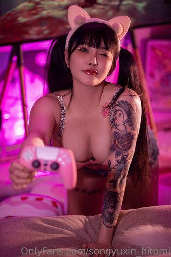 Hitomi Songyuxin / Lindsay78690789 / hitomi_official / songyuxin_hitomi Nude on amateurlikes.com