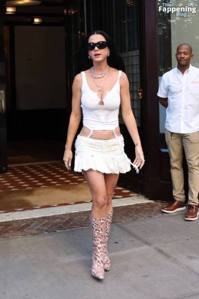 Katy Perry Displays Her Sexy Figure in a White Outfit (70 Photos) on amateurlikes.com